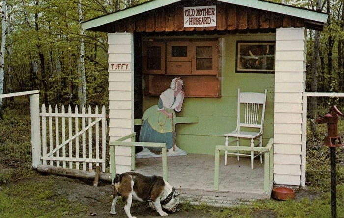 Deer Acres Storybook Amusement Park - Nice Old Mother Hubbard Postcard